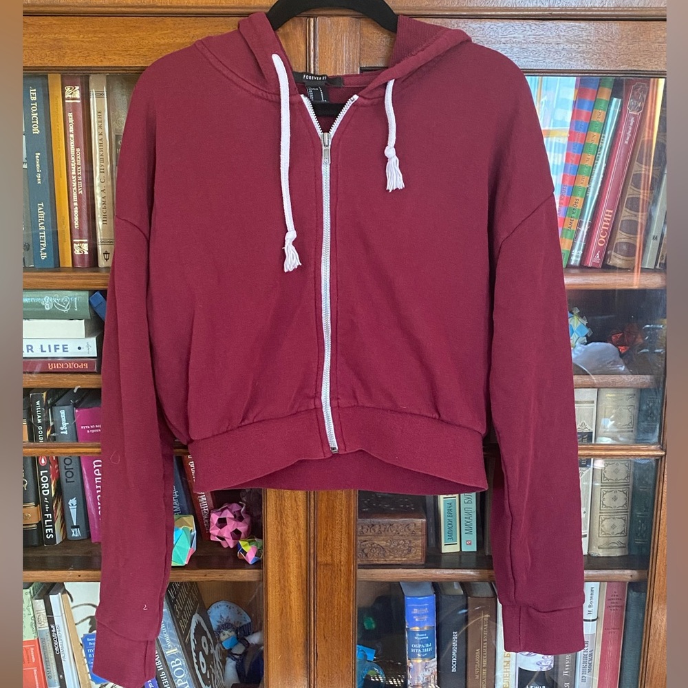 👹Burgundy Cropped Sweatshirt👹